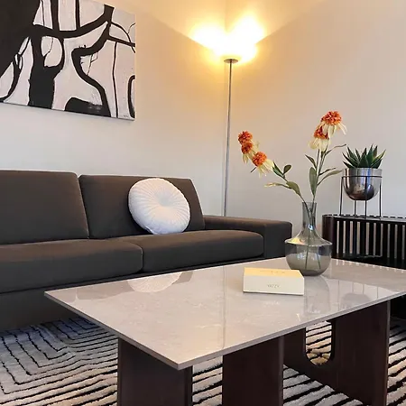10 Out 10 Waterfront Perfection Apartment *