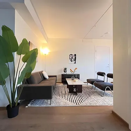 Apartment 10 Out 10 Waterfront Perfection Lii